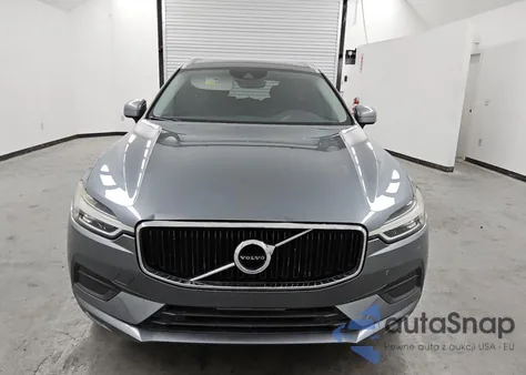 2018 Volvo Xc60 T6 Momentum z USA, uszkodzony, nr VIN YV4A22RK2J1001576